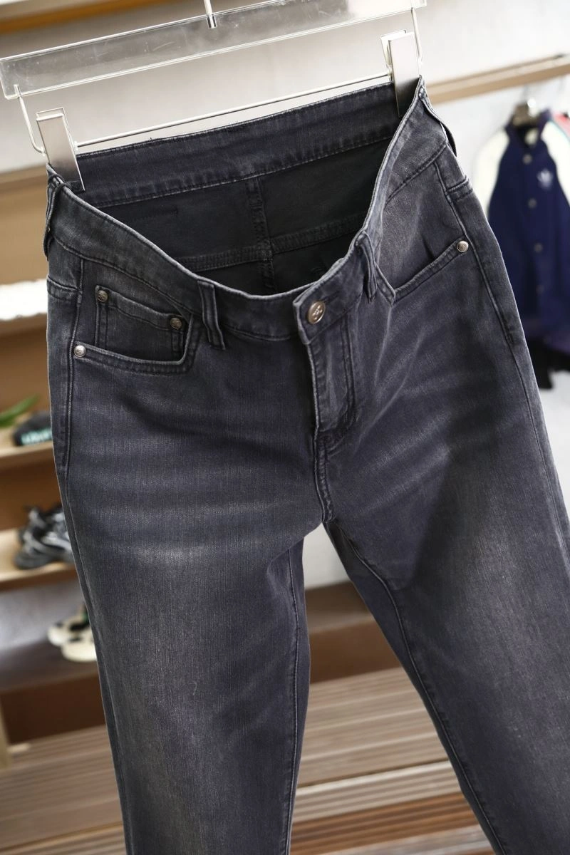 WeatherProof Ferragamo Jeans 159504