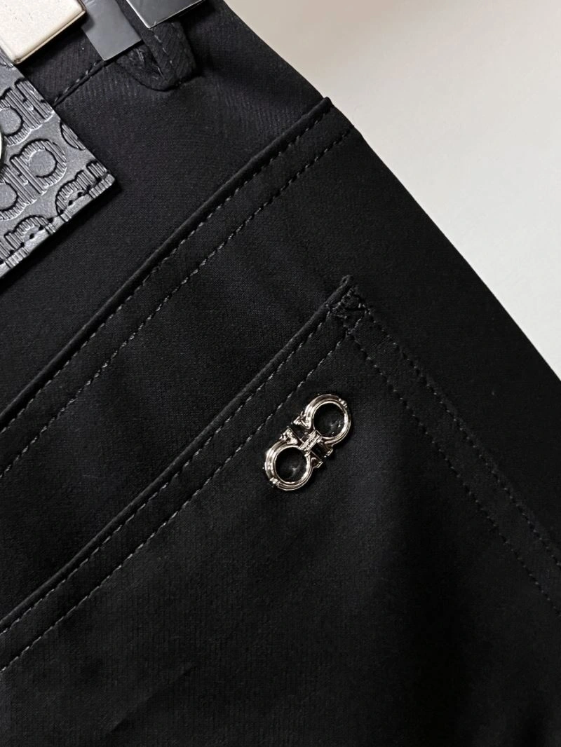WaterResistant Ferragamo Long Pants 162812