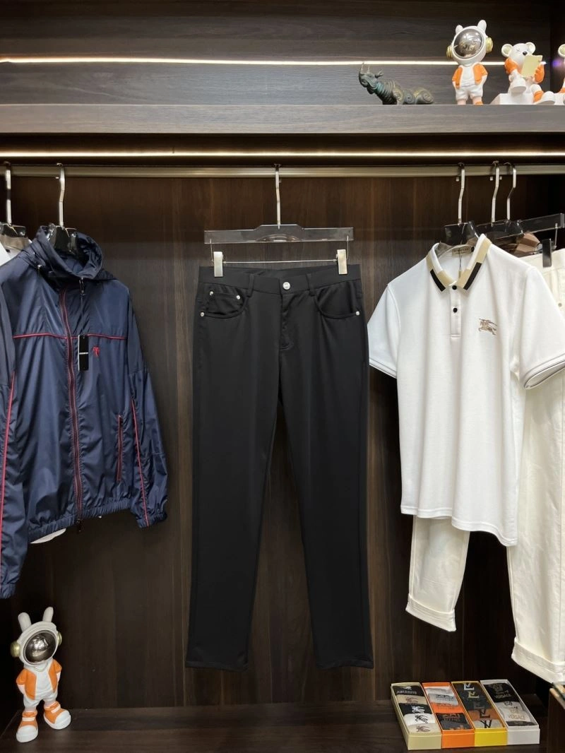 Ferragamo Long Pants Fashionable 160634