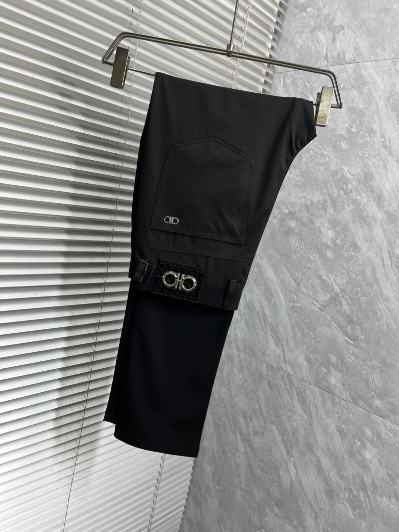 Ferragamo Long Pants EyeCatching 160673