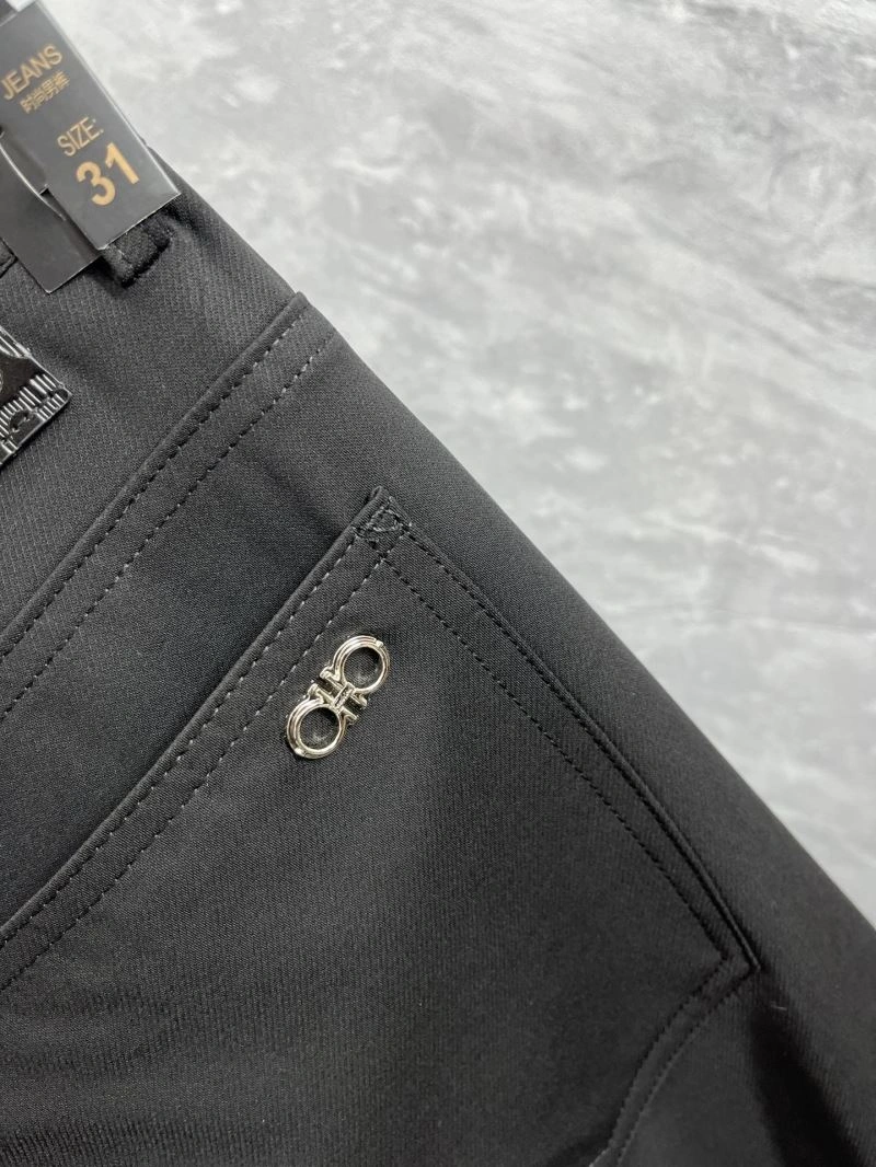 Ferragamo Long Pants EyeCatching 160673