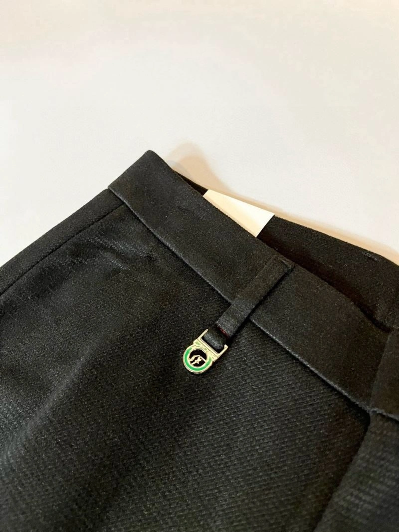 Ferragamo Long Pants Versatile 158521
