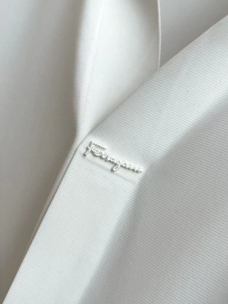 Ferragamo Shirts Durable 157232