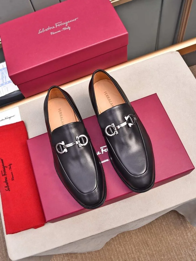 Versatile Ferragamo Shoes 4822