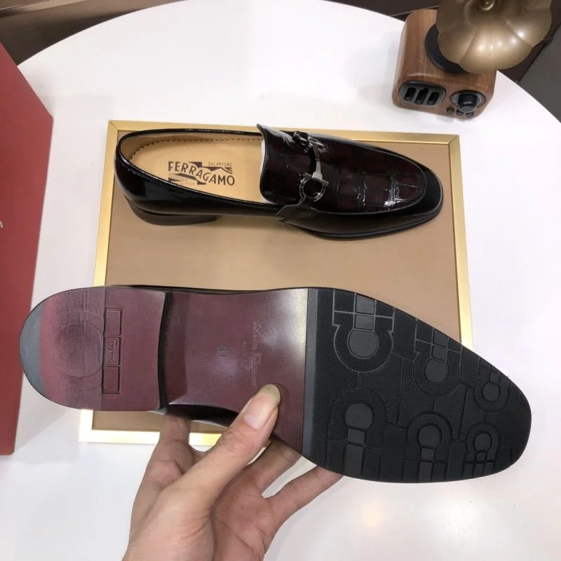 UrbanChic Ferragamo Shoes 4811