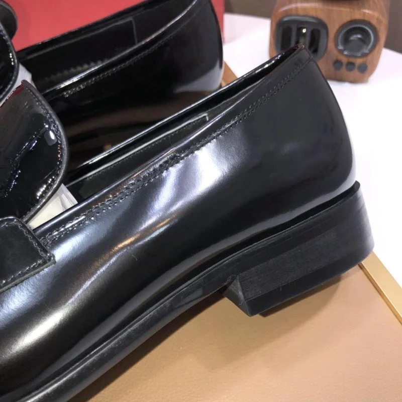 Ferragamo Shoes Unique 4887