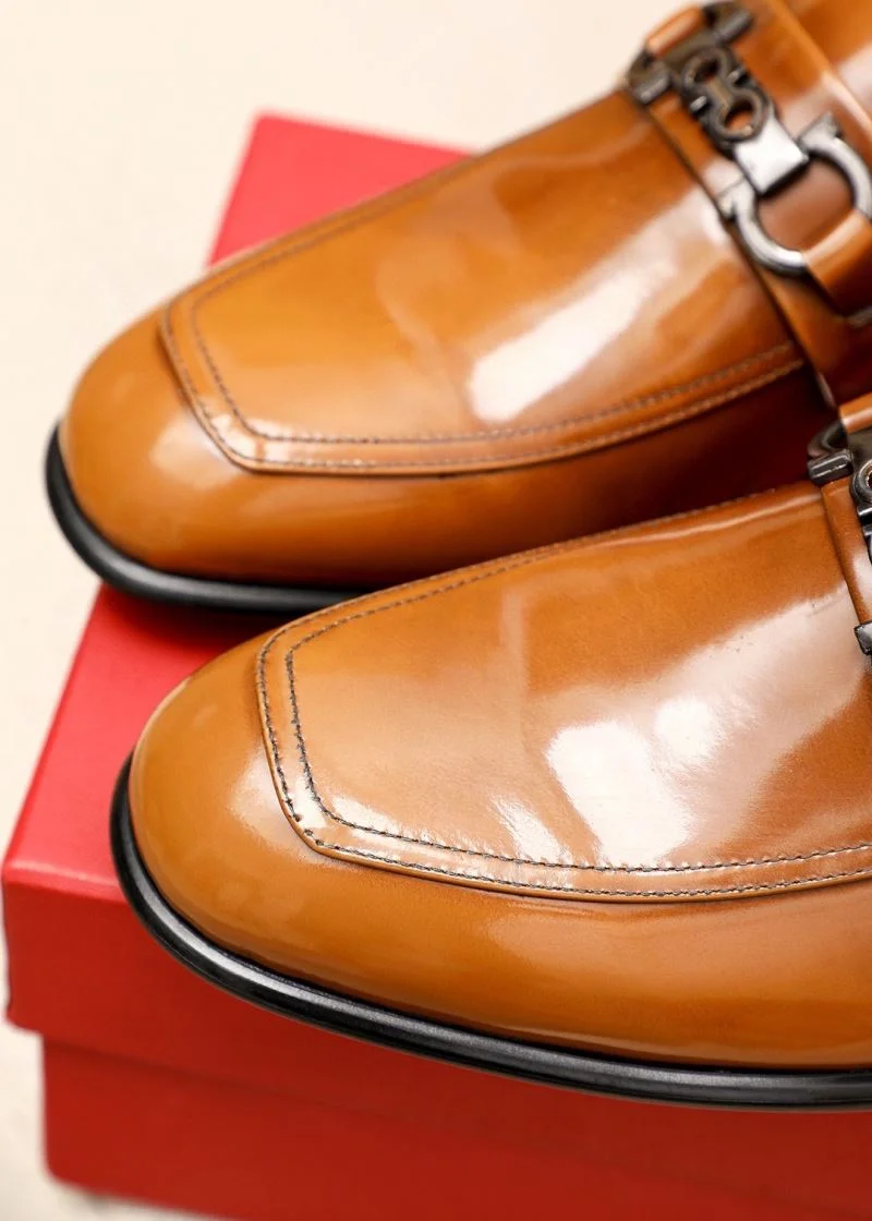 Versatile Ferragamo Shoes 4835