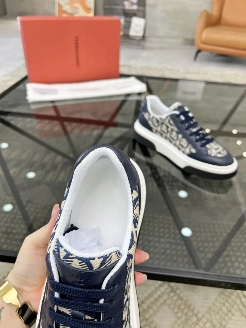 Unisex Ferragamo Shoes 4771