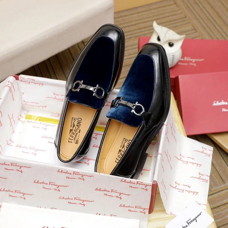 SoftTouch Ferragamo Shoes 4724