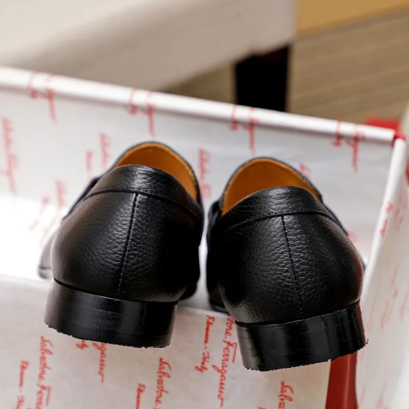 Ferragamo Shoes ModernLook 4750