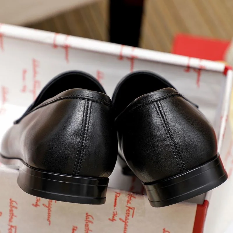 Breathable Ferragamo Shoes 4711