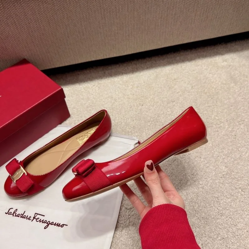 Ferragamo Shoes Breathable 12550