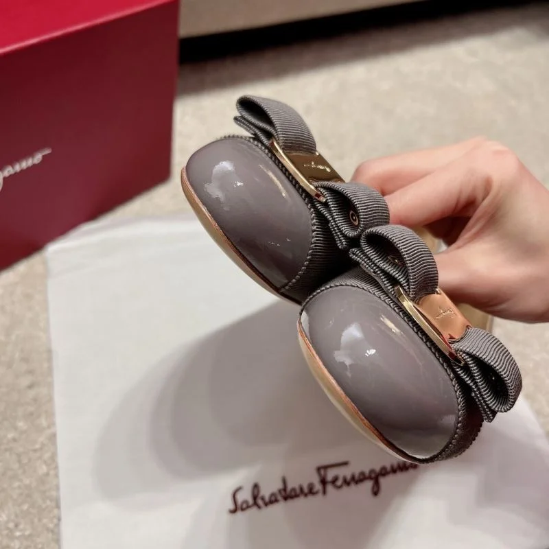 EasyCare Ferragamo Shoes 12497