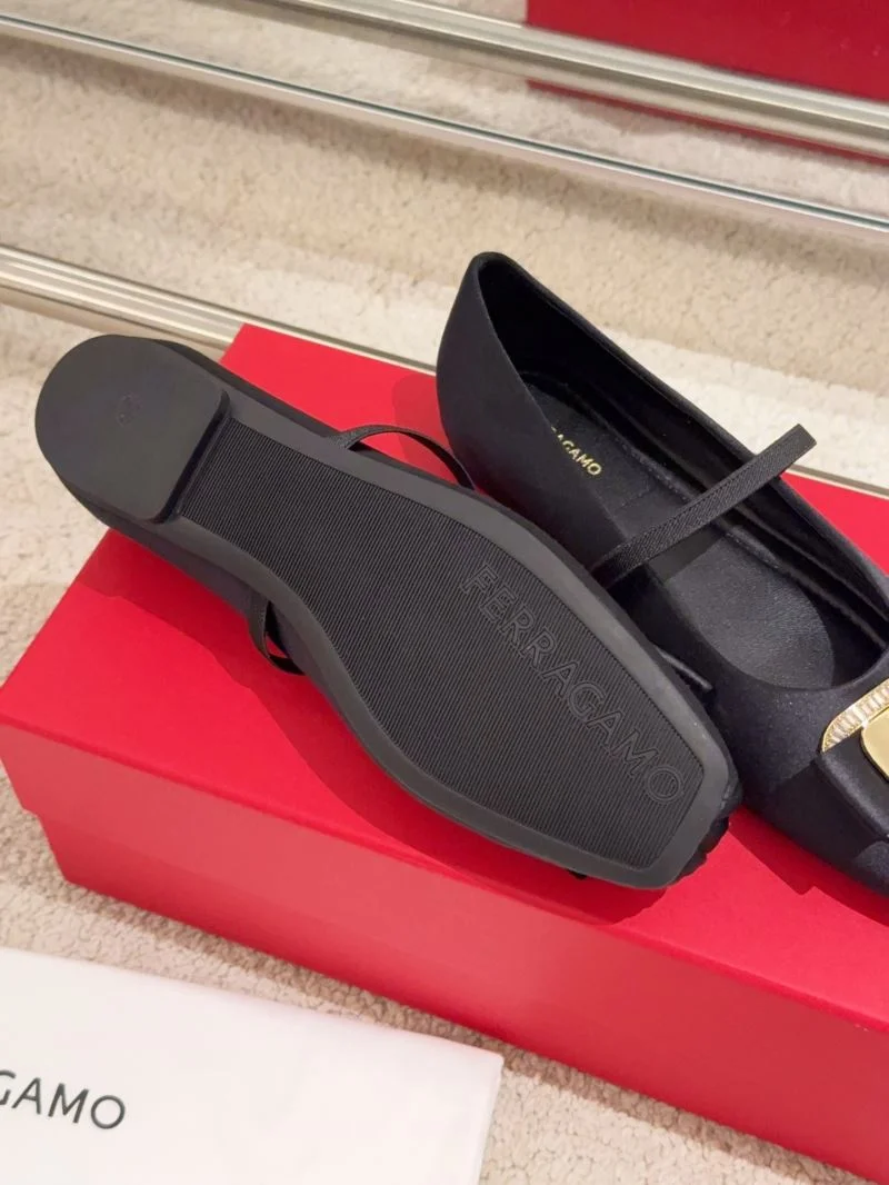 Comfortable Ferragamo Shoes 12493