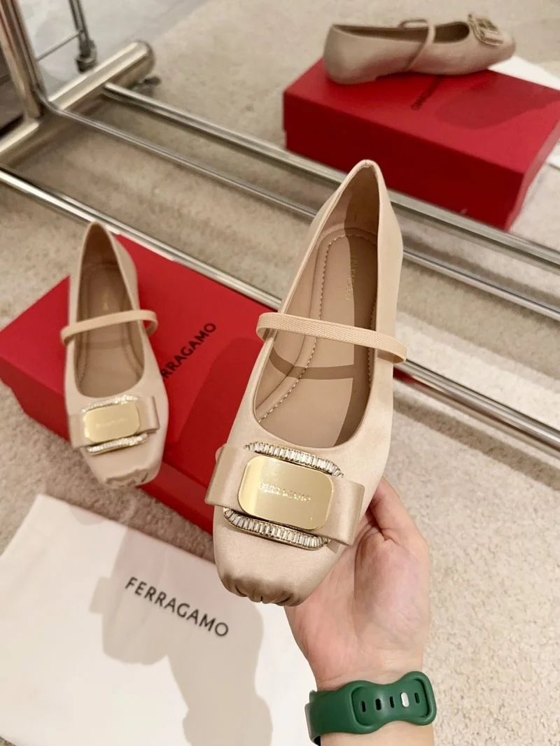 OnTrend Ferragamo Shoes 12480
