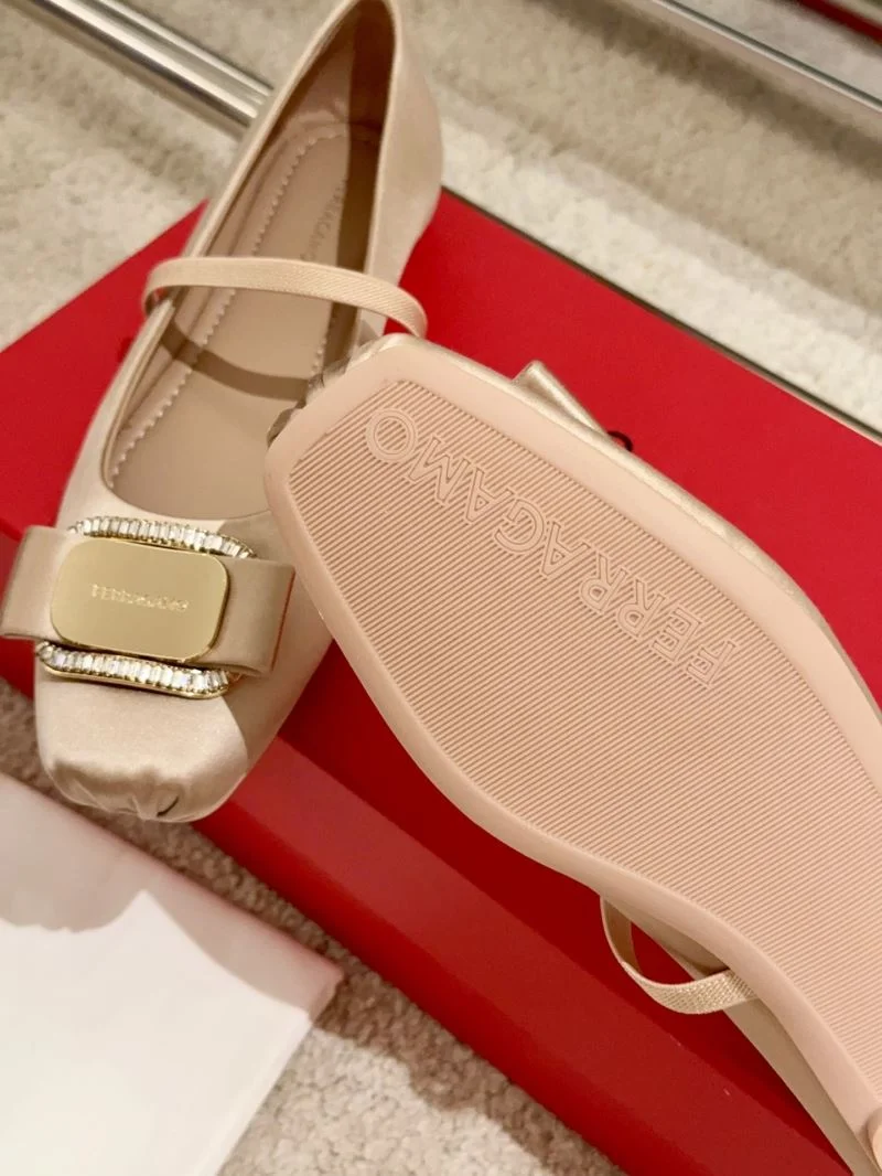 OnTrend Ferragamo Shoes 12480