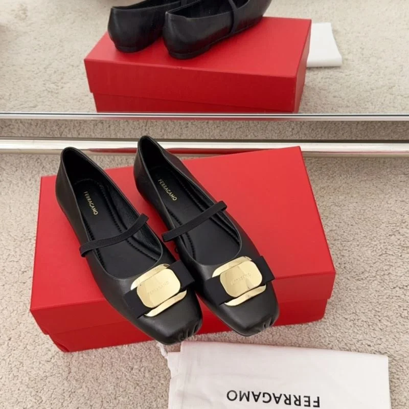 Sophisticated Ferragamo Shoes 12476