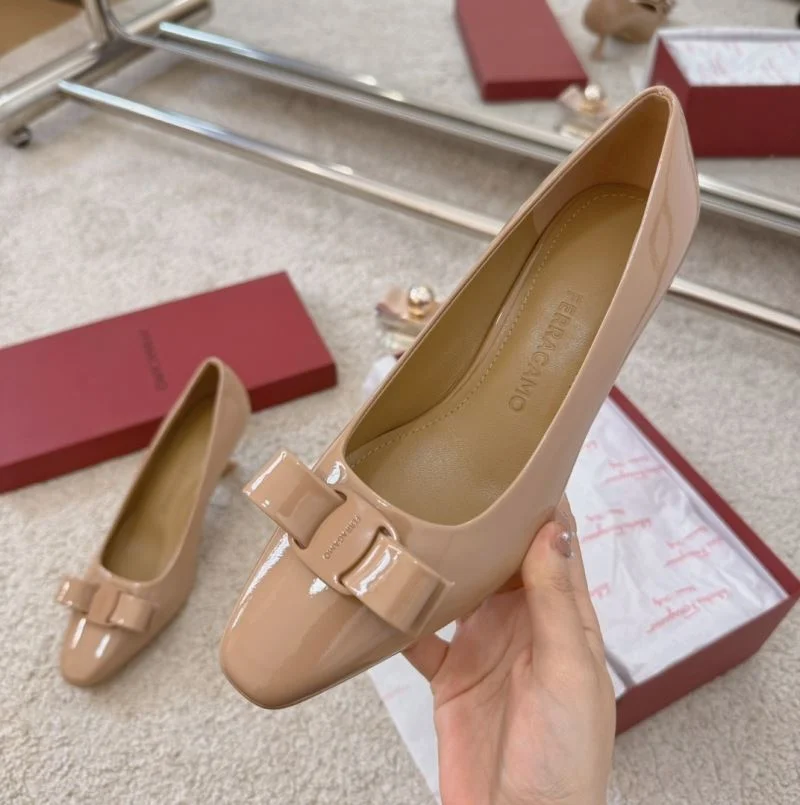 FashionForward Ferragamo Shoes 12479