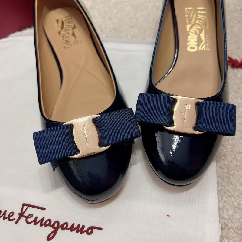 ModernLook Ferragamo Shoes 12466