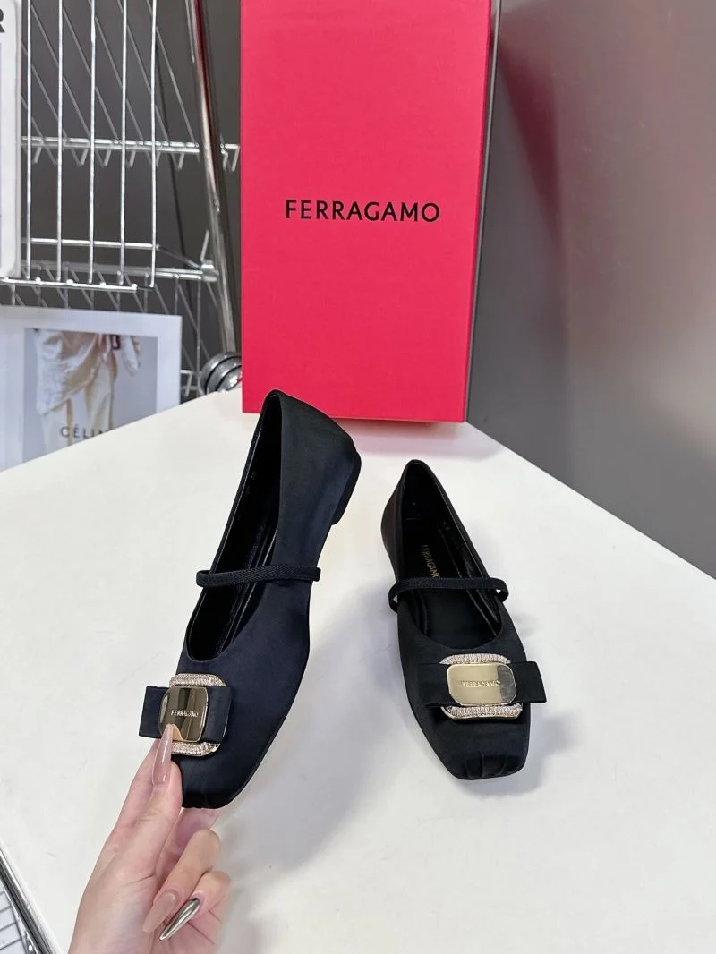 Unisex Ferragamo Shoes 10108