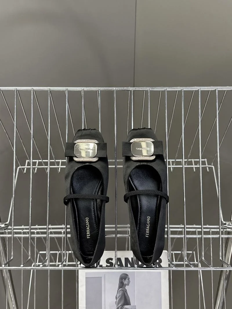 Unisex Ferragamo Shoes 10108