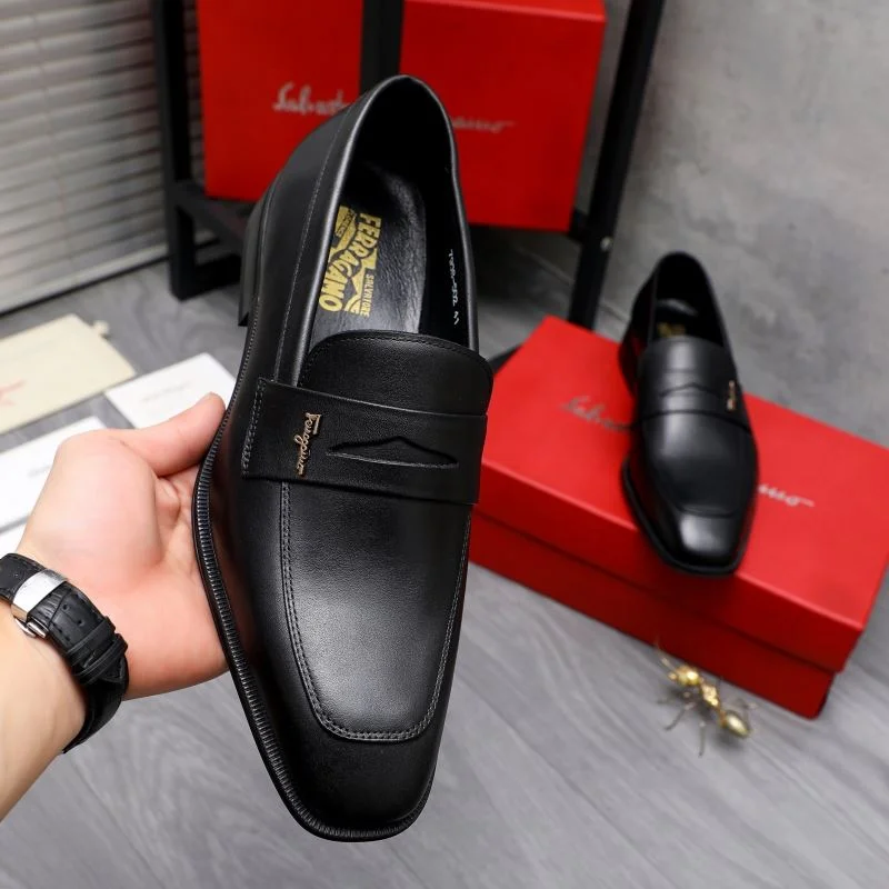 UrbanStyle Ferragamo Shoes 14405
