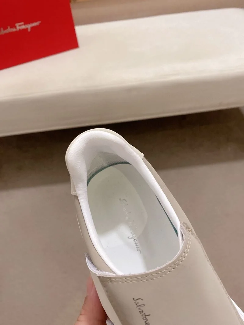 Ferragamo Shoes Durable 14372