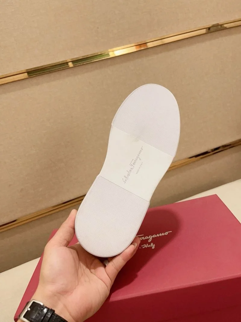 Ferragamo Shoes Durable 14359
