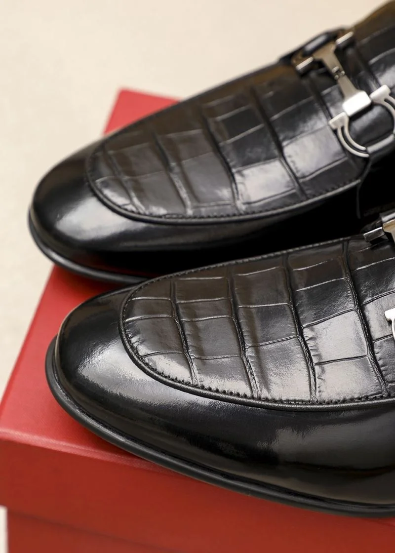 Ferragamo Shoes Sleek 14300
