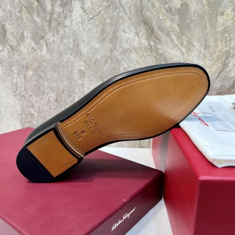 Ferragamo Shoes Trendsetting 14120