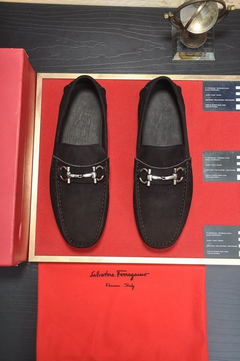 Sophisticated Ferragamo Shoes 14128
