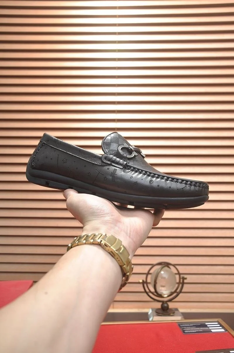 Ferragamo Shoes Practical 14121