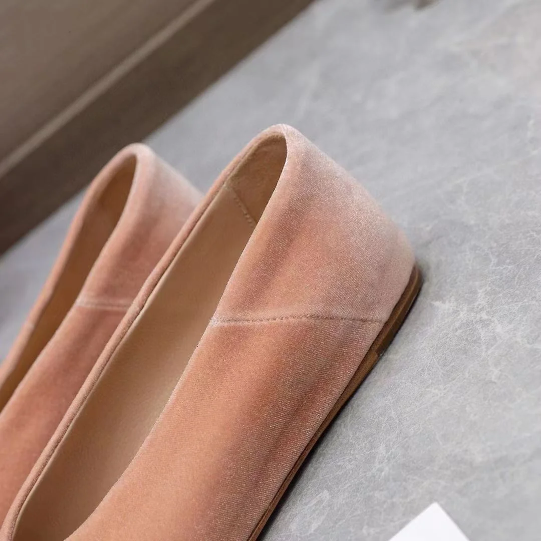 Unique Ferragamo Shoes 6499