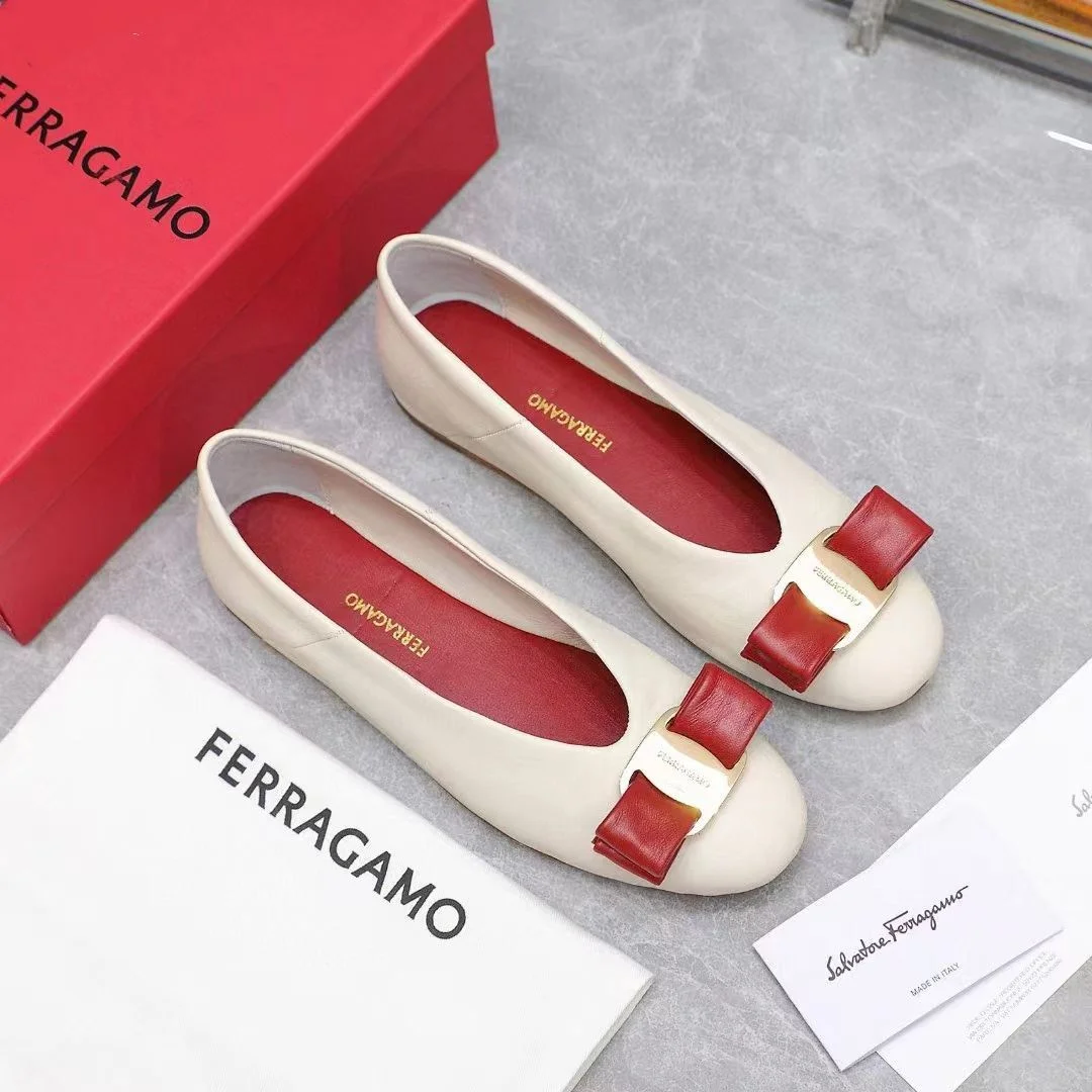 Fashionable Ferragamo Shoes 6543