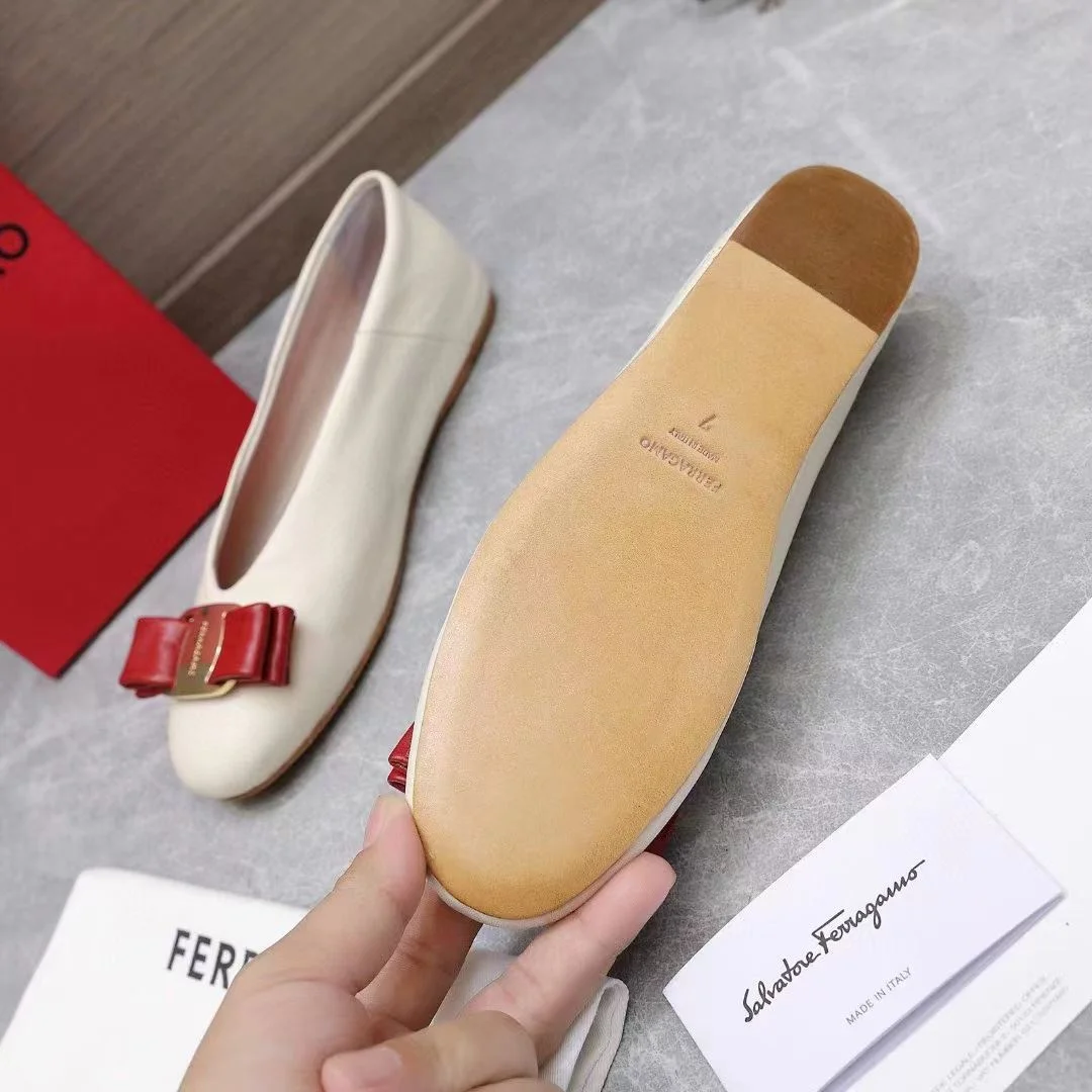Fashionable Ferragamo Shoes 6543