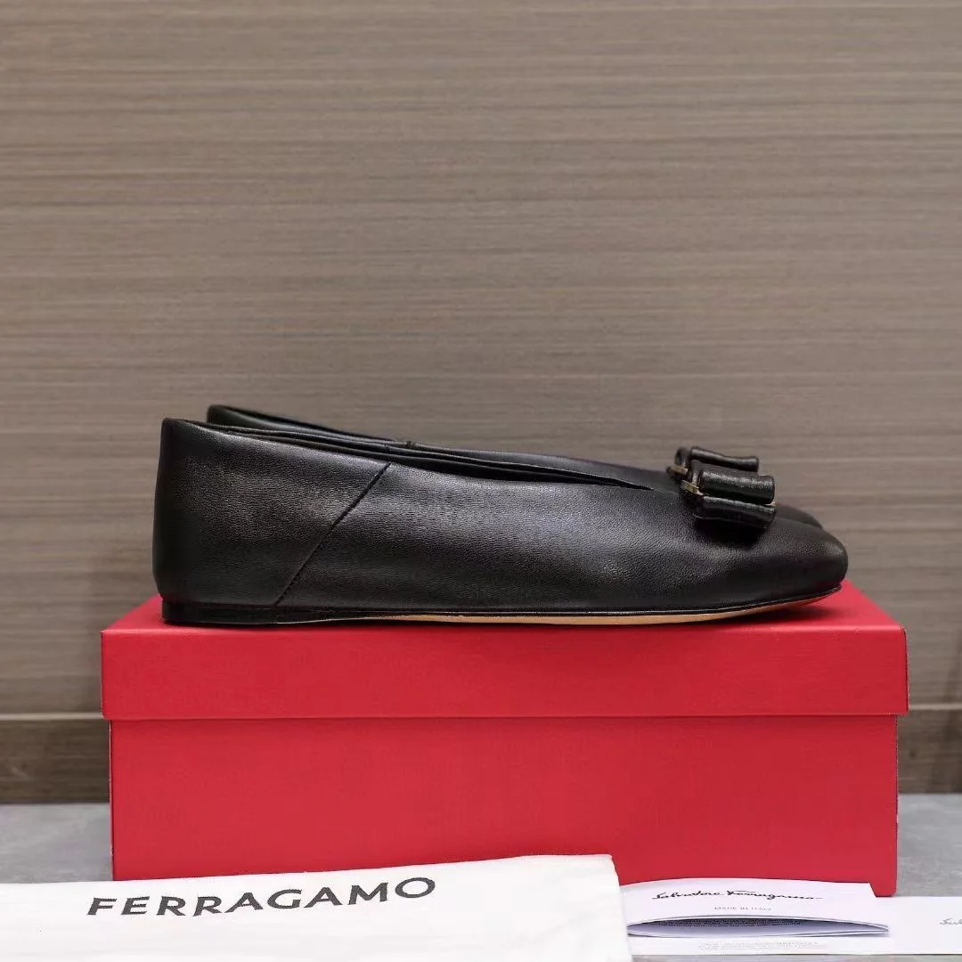 Bright Ferragamo Shoes 6516