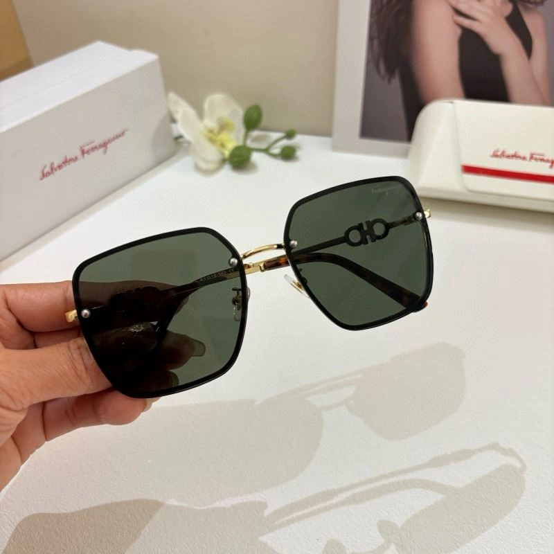 Ferragamo Sunglasses FreshLook 279329