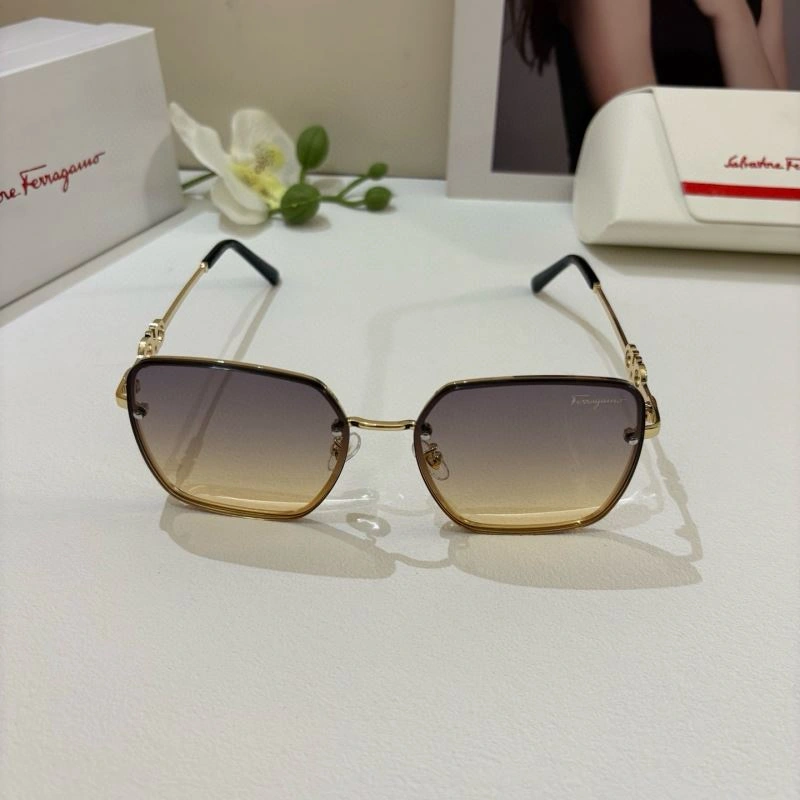 Durable Ferragamo Sunglasses 279332