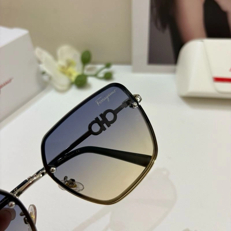 Ferragamo Sunglasses Popular 279327