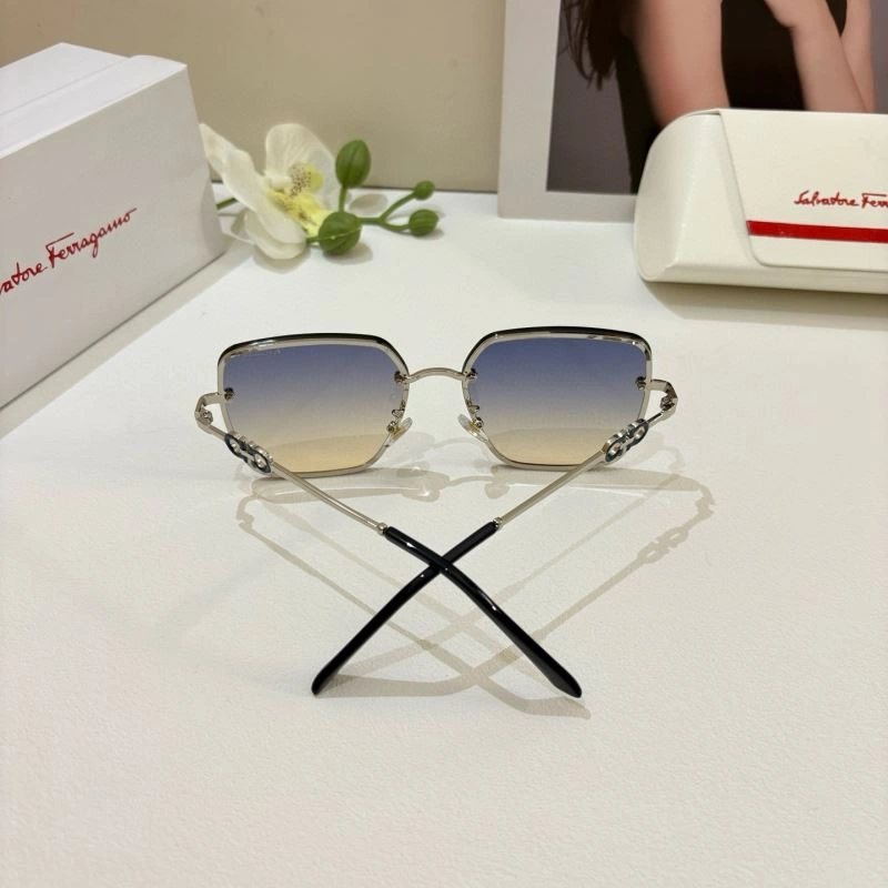 Ferragamo Sunglasses Popular 279327
