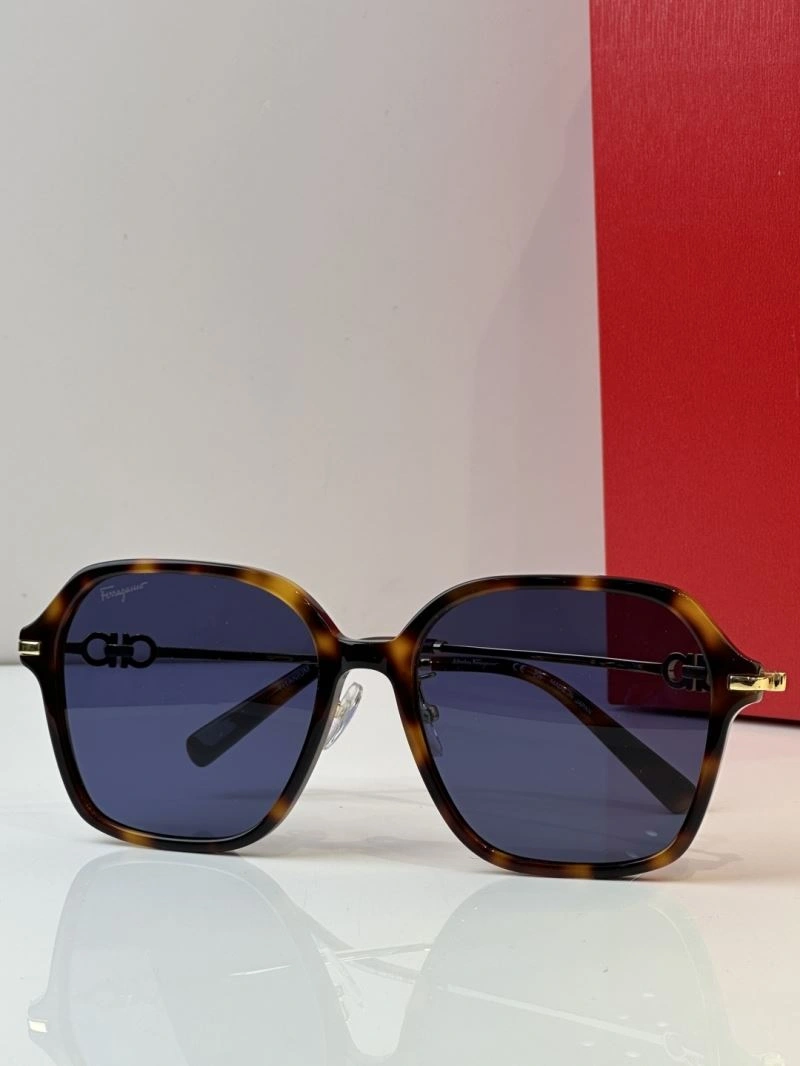 Ferragamo Sunglasses Comfortable 279331