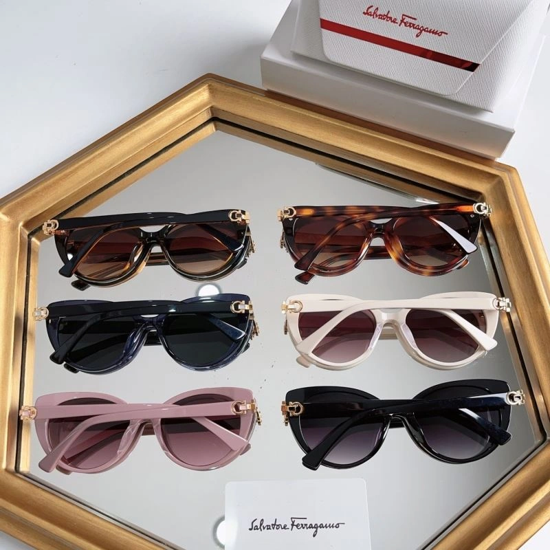 Ferragamo Sunglasses WaterResistant 279335
