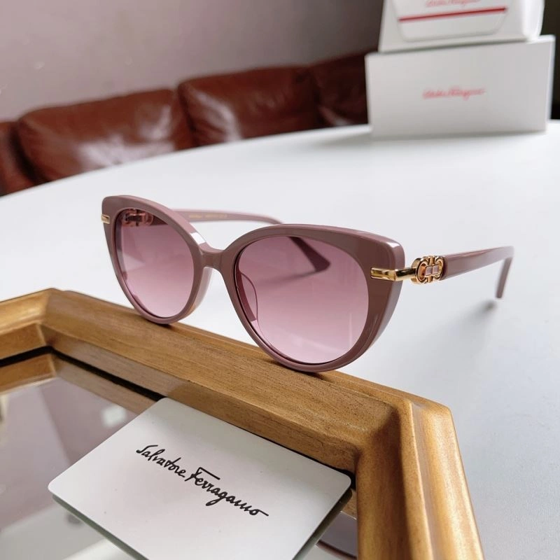 Ferragamo Sunglasses WaterResistant 279335