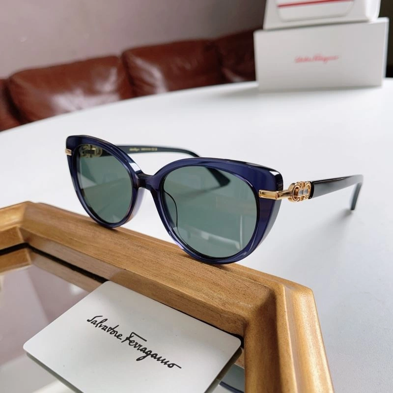 Ferragamo Sunglasses WaterResistant 279335