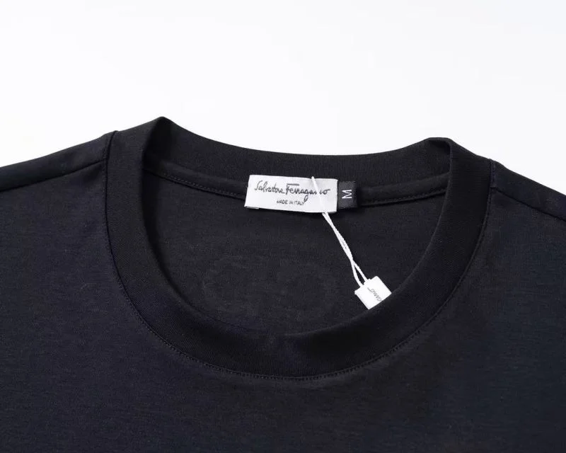 Ferragamo T-Shirts Durable 164632