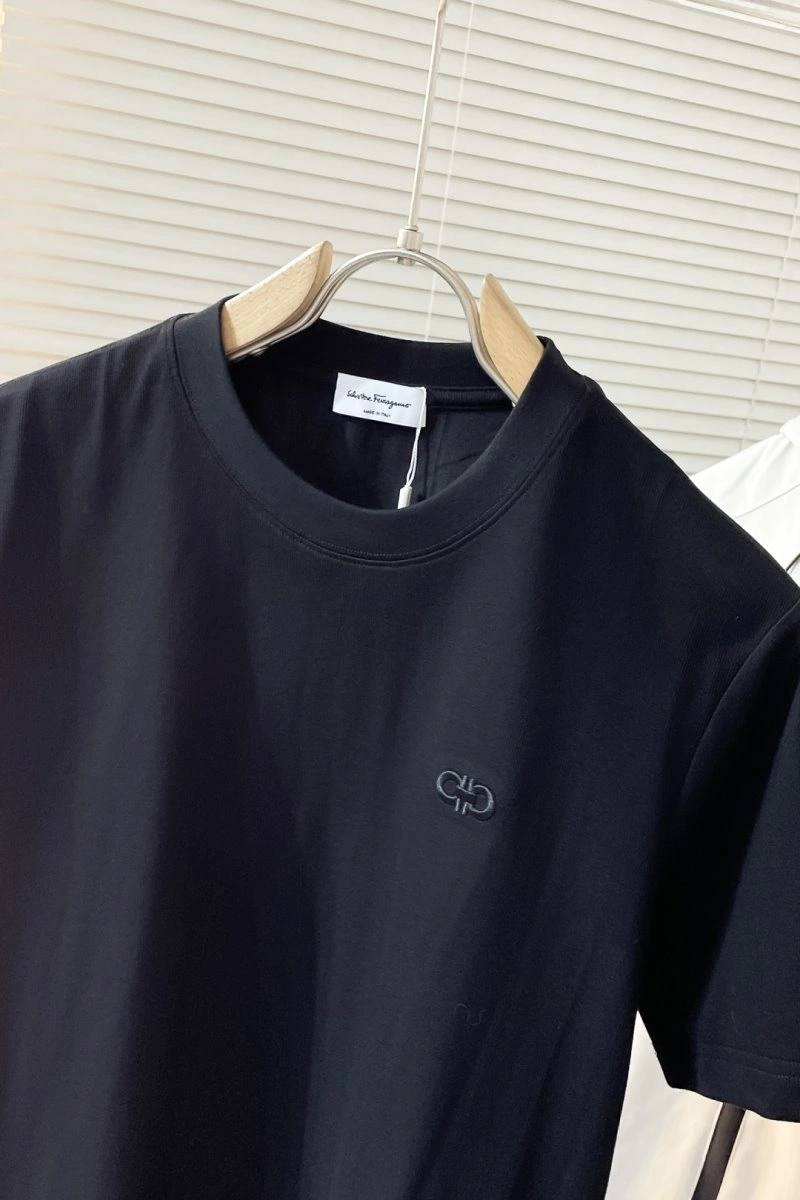 WeatherProof Ferragamo T-Shirts 152338