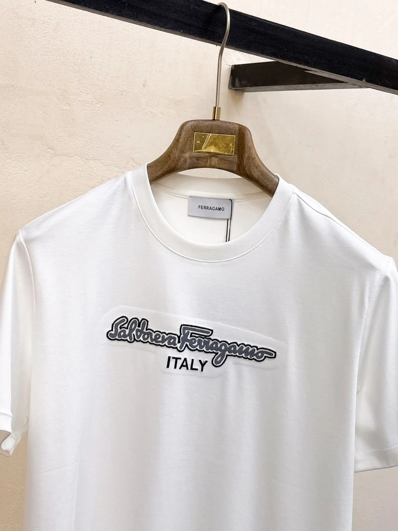 Ferragamo T-Shirts Minimalist 161702