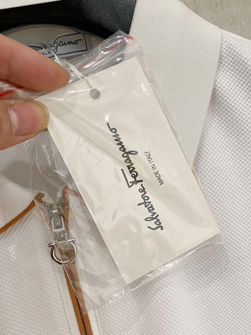 Ferragamo T-Shirts UrbanStyle 160623