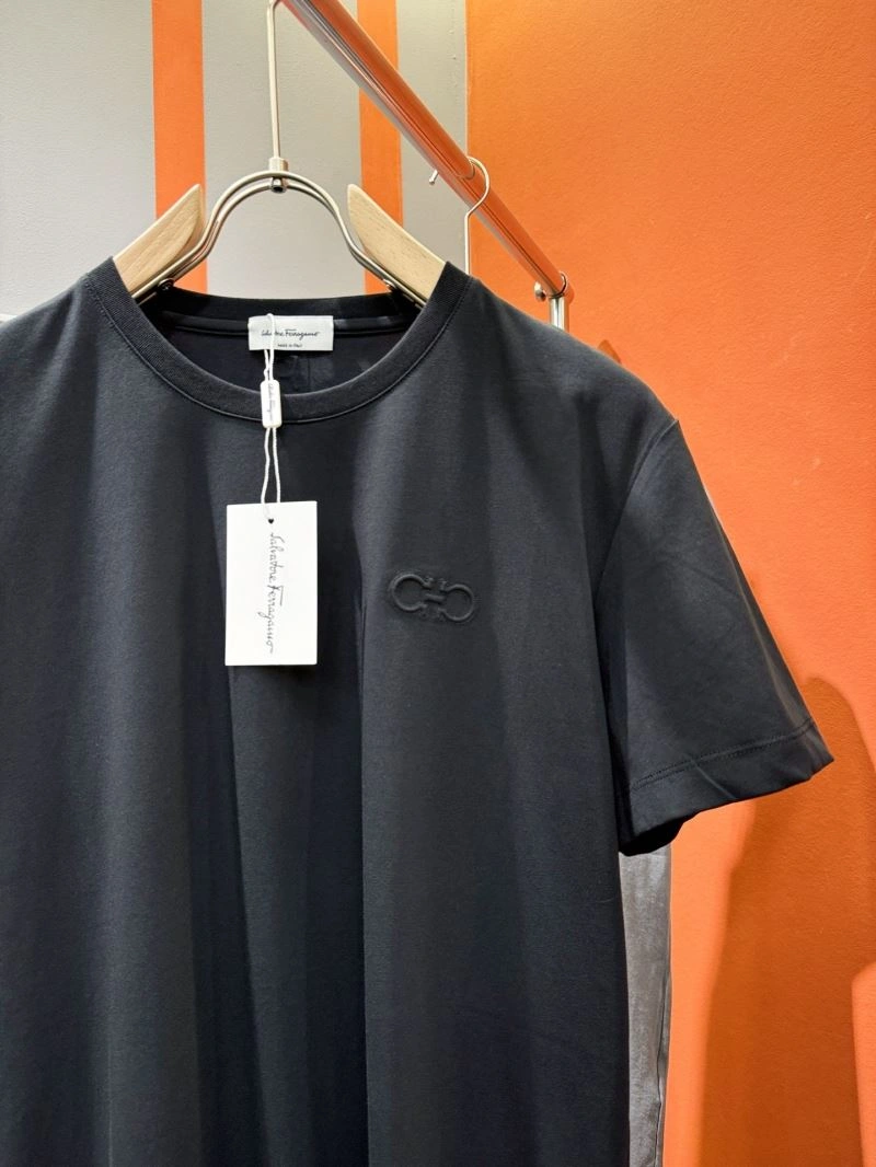 Ferragamo T-Shirts OnTrend 159456