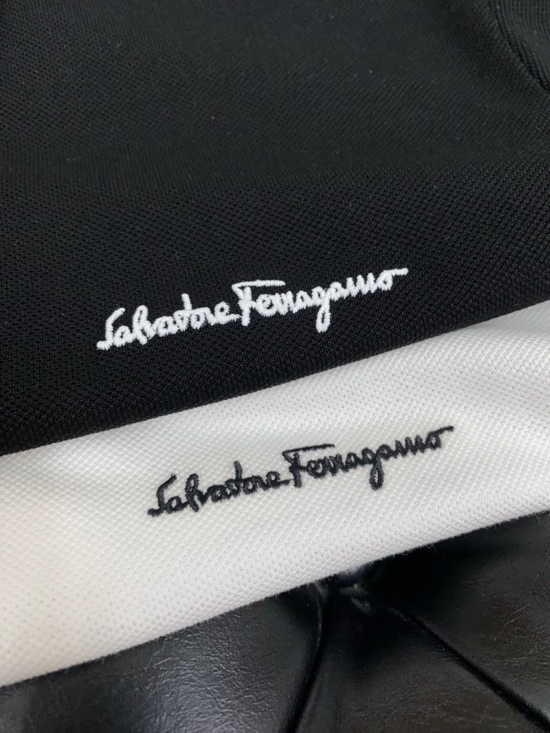 Seasonal Ferragamo T-Shirts 159451
